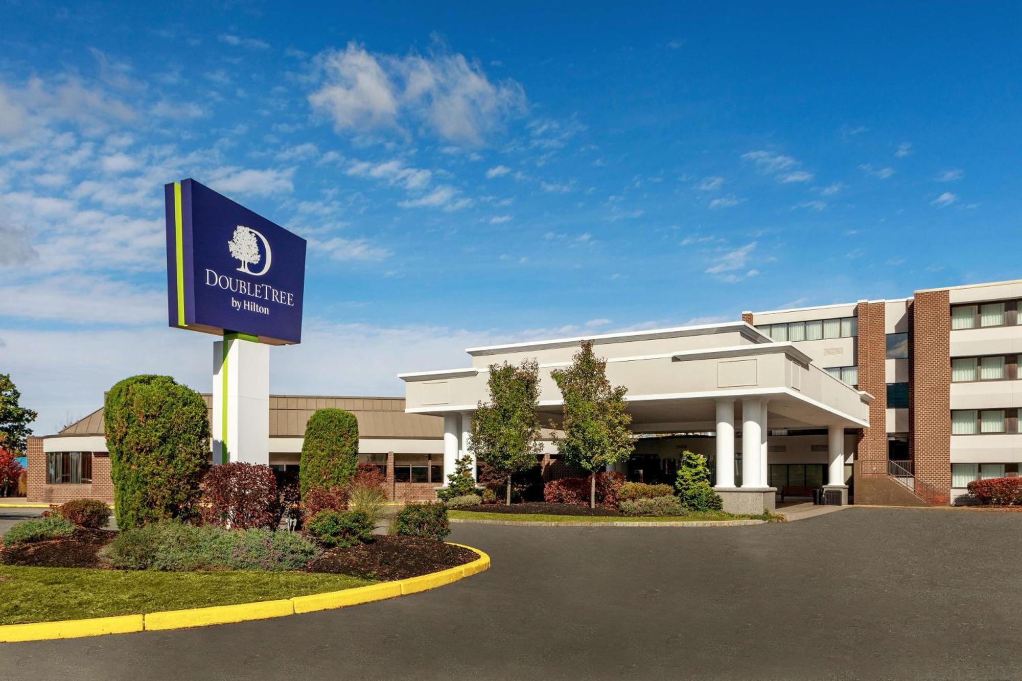 Hotel Doubletree By Hilton Boston/Westborough Esterno foto