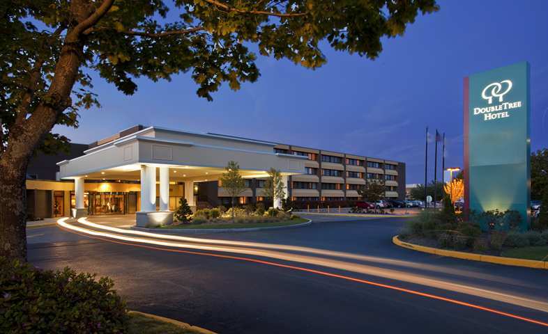 Hotel Doubletree By Hilton Boston/Westborough Esterno foto